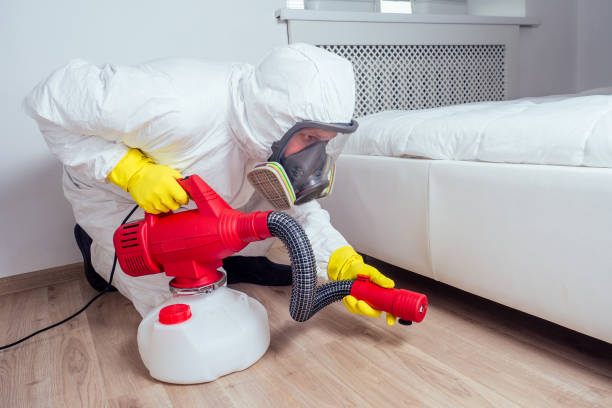 Best Exterminator Services  in Greenville, RI